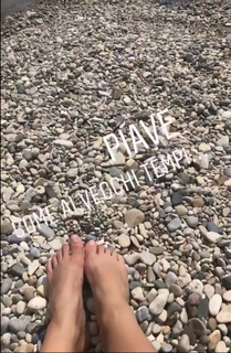 Sara Cardin feet photo 11