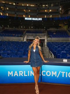 Sara Cardona feet photo 1