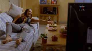 Sara Corrales feet photo 1