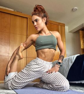 Sara Corrales feet photo 13