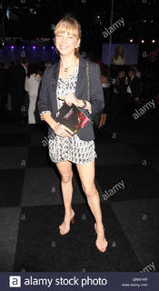 Sara Cox feet photo 1