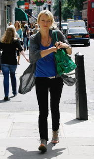 Sara Cox feet photo 17