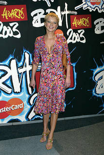 Sara Cox feet photo 9