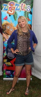 Sara Cox feet photo 4