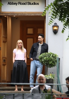 Sara Cox feet photo 11
