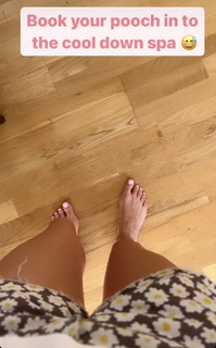Sara Cox feet photo 1