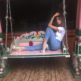 Sara Damnjanovic feet photo 10