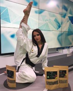 Sara Damnjanovic feet photo 14