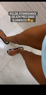 Sara Damnjanovic feet photo 9