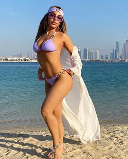 Sara Dastjani feet photo 9