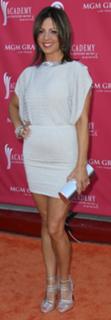 Sara Evans feet photo thumbnail