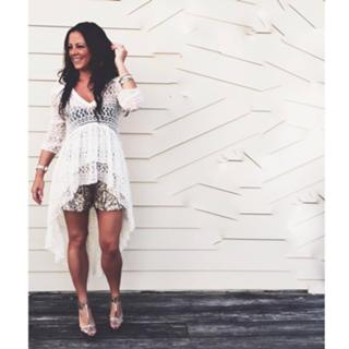 Sara Evans feet photo thumbnail
