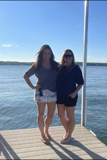 Sara Evans feet photo thumbnail