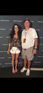 Sara Evans feet photo 5