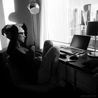Sara Fabel feet photo 1