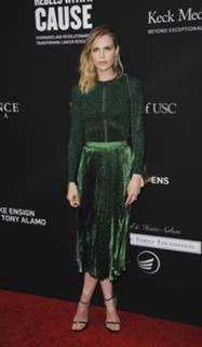 Sara Foster feet photo thumbnail