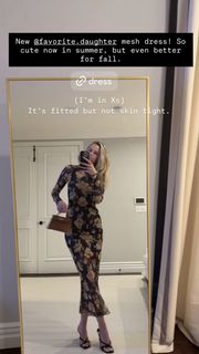 Sara Foster feet photo thumbnail