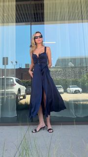 Sara Foster feet photo thumbnail