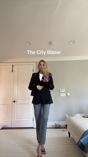 Sara Foster feet photo thumbnail