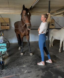 Sara Foster feet photo 4
