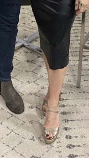 Sara Gore feet photo 4