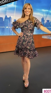 Sara Gore feet photo 6