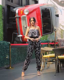 Sara Gurpal feet photo 20