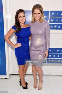 Sara Haines feet photo thumbnail