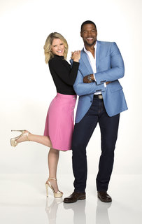 Sara Haines feet photo thumbnail