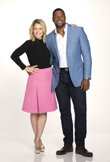 Sara Haines feet photo thumbnail