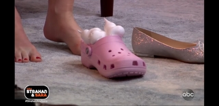 Sara Haines feet photo thumbnail