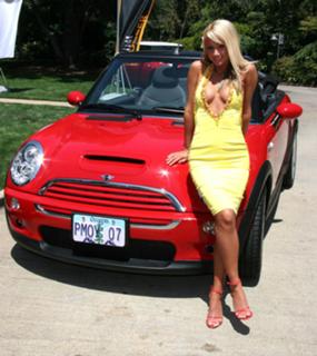 Sara Jean Underwood feet photo thumbnail