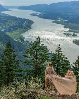 Sara Jean Underwood feet photo thumbnail