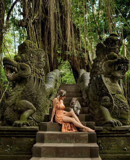 Sara Jean Underwood feet photo thumbnail