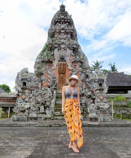 Sara Jean Underwood feet photo thumbnail