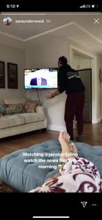Sara Jean Underwood feet photo thumbnail