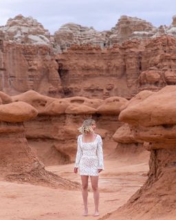 Sara Jean Underwood feet photo thumbnail