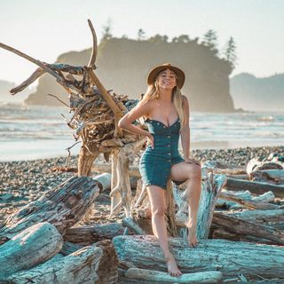 Sara Jean Underwood feet photo thumbnail