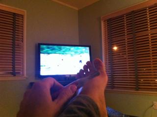 Sara Jean Underwood feet photo thumbnail