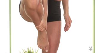 Sara Jean Underwood feet photo thumbnail