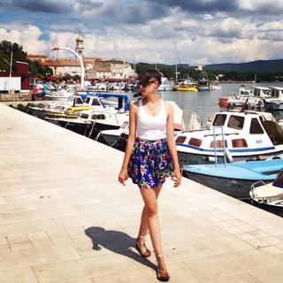 Sara Jo feet photo thumbnail