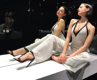 Sara Jo feet photo thumbnail