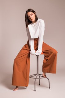 Sara Jo feet photo thumbnail