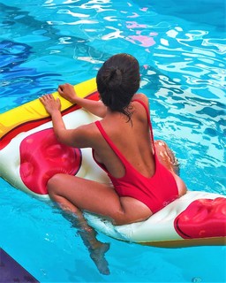 Sara Jo feet photo thumbnail