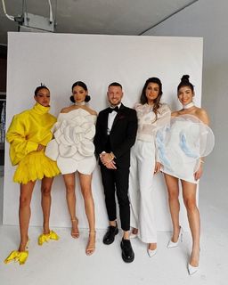 Sara Jo feet photo thumbnail