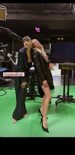 Sara Jo feet photo thumbnail