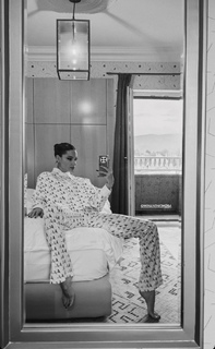 Sara Jo feet photo thumbnail