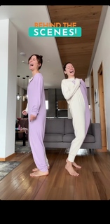 Sara Jo feet photo thumbnail