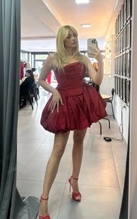 Sara Jo feet photo thumbnail