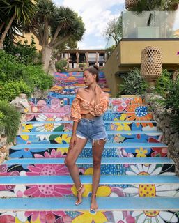 Sara Jo feet photo 1